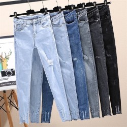 Pantalon jeans décontracté en stock