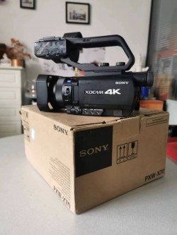 Camera Sony PXW-X70