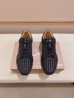 Chaussure Louboutin CLC0