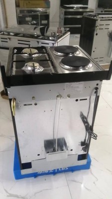 Cuisiniere 4 foyers 1